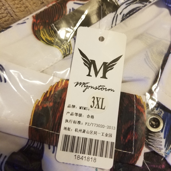 Abstract Space 3XL Short-Sleeved Button-Up - Picture 3 of 3